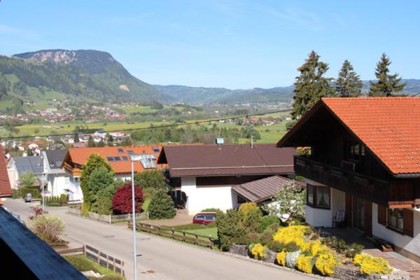 Chaletwohnung Allgaeutraum In Ruhiger Lage Von Burgberg Unterhalb Vom Gruenten Exterior foto